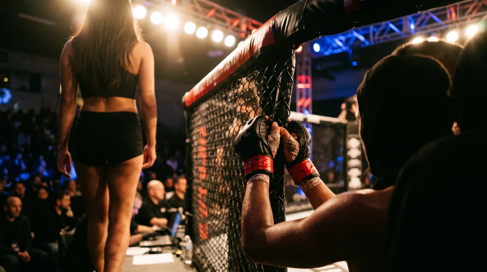 Jena Bishop Nearly Got Stopped in Round 1, Then Took Liz Carmouche's Belt Anyway